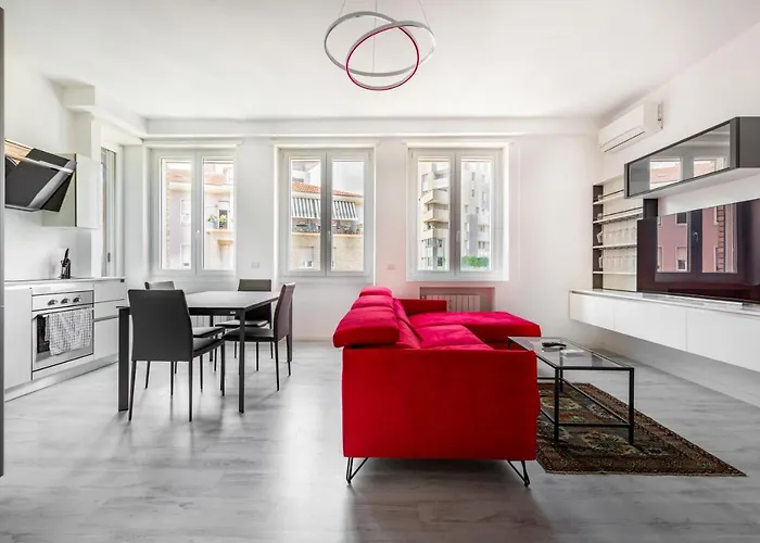 Guesthost - Garibaldi & Gae Aulenti Modern Apt With Private Parking!